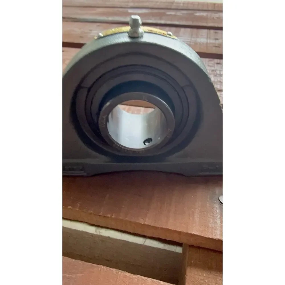 SealMaster NPL-23 Pillow Block Bearing 1-7/16